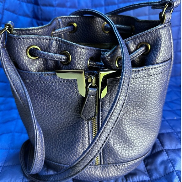 Danielle Nicole Blue Pebble Vegan PU Lthr Mini Drawstring Bucket Crossbody Bag - Picture 1 of 13